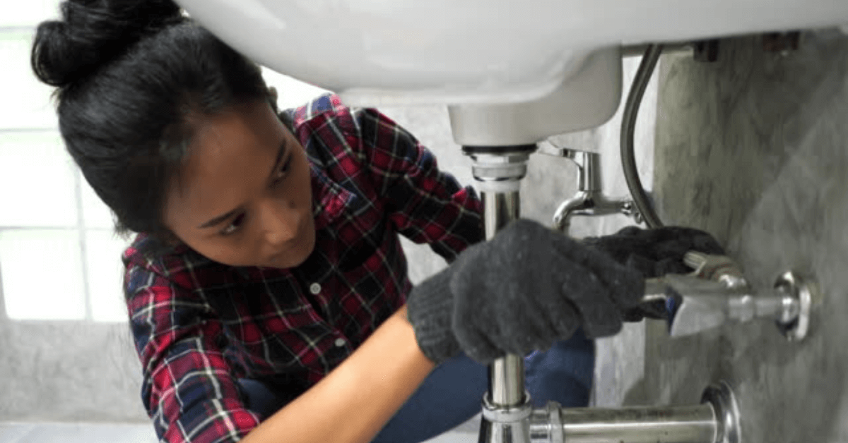 What Qualifications Should a Plumber Have in Nassau County?